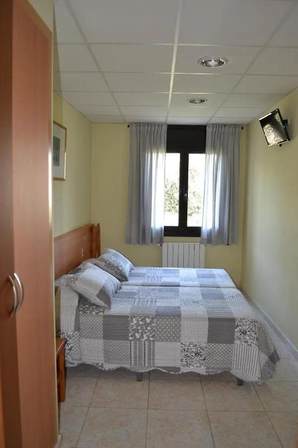 Guest house Hostal Bartis Figueres